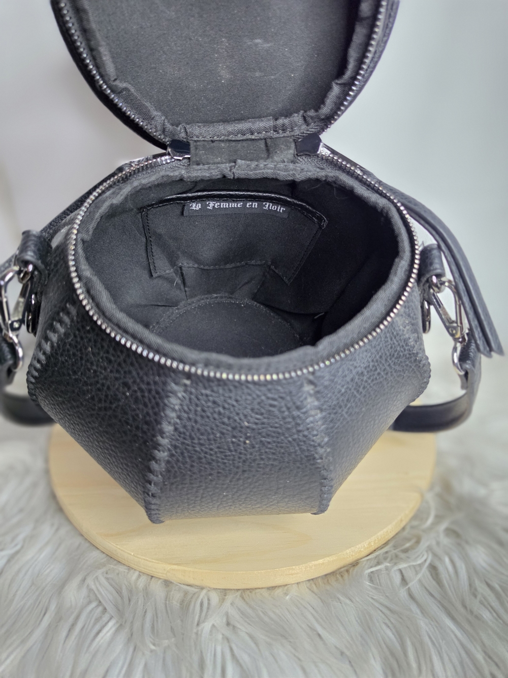 La Femme En Noir Cottage Witch Cauldron Crossbody Bag